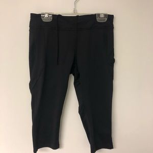 Forever 21 cropped athletic leggings